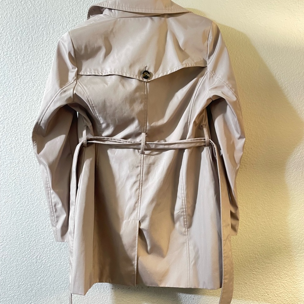 Covington Women’s Khaki Trench Coat Size Small – Belted Double Breasted Jacket - Picture 7 of 7